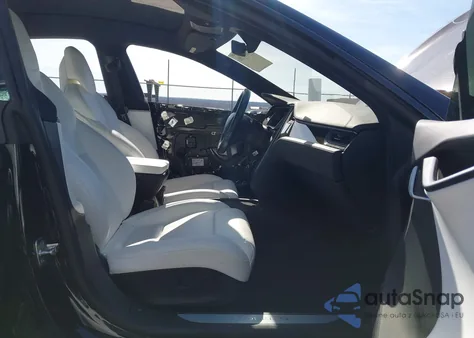 2019 Tesla Model S 100D/75D/Long Range/Standard Range из США, поврежденный, VIN 5YJSA1E26KF330283